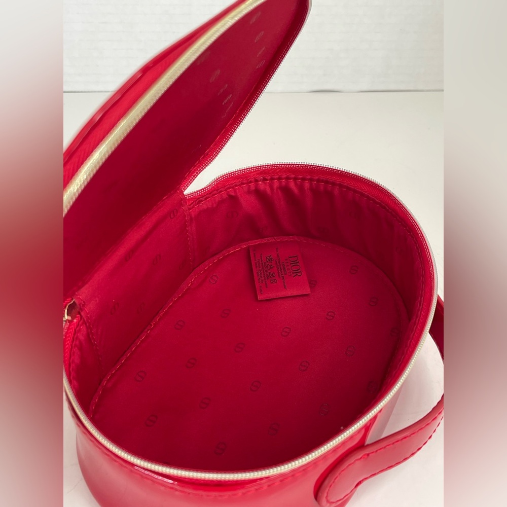 Dior Cosmetic Bag with samples - Picture 9 of 11